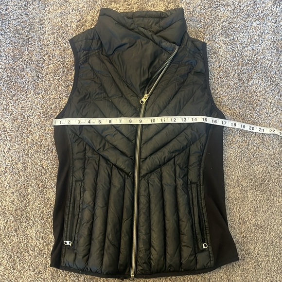 Calvin Klein Performance Black Vest - Picture 8 of 10